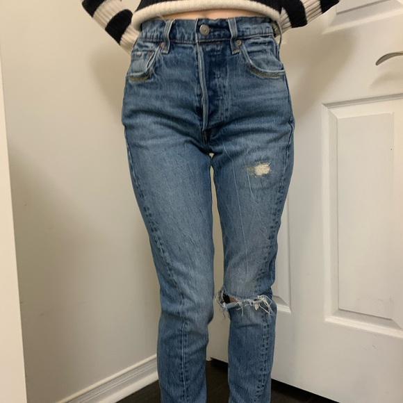 Levi’s Altered Skinny Jeans - Picture 2 of 3